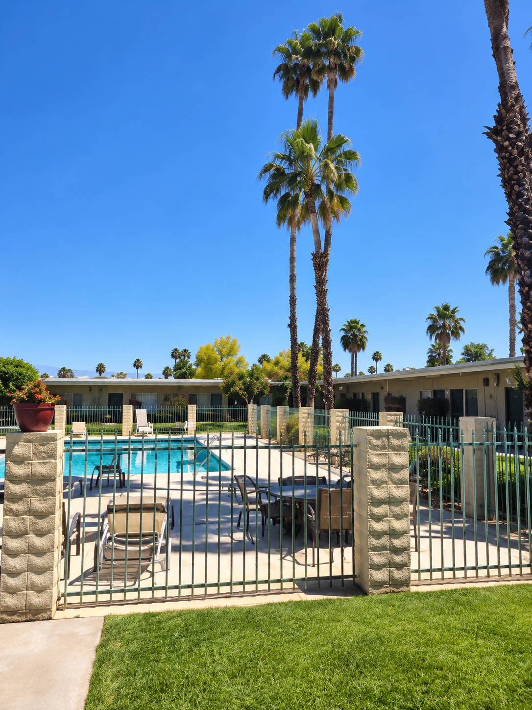1 bedroom apartment with pool, pet friendly in 71760 San Jacinto Dr, Unit 312 Rancho Mirage, CA 92270 Rancho Mirage, CA 92770 — photo 7