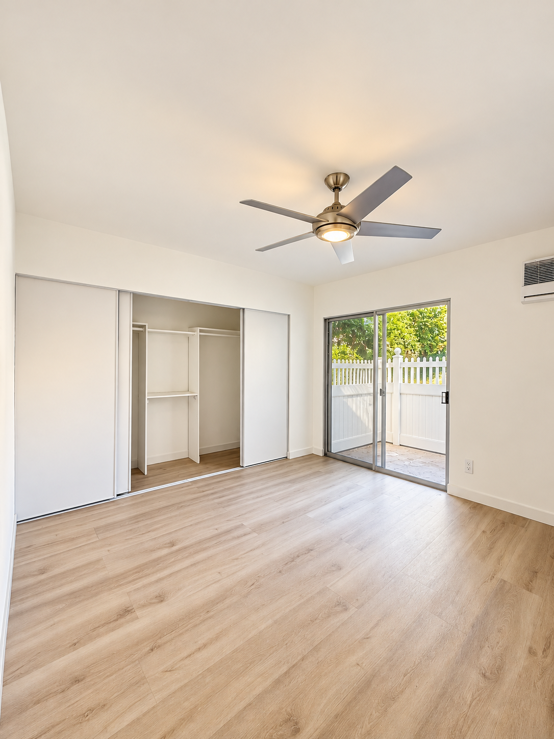 1 bedroom apartment with pool, pet friendly in 1327 Laurel Ave, Unit 7 West Hollywood, CA 90046 — photo 15
