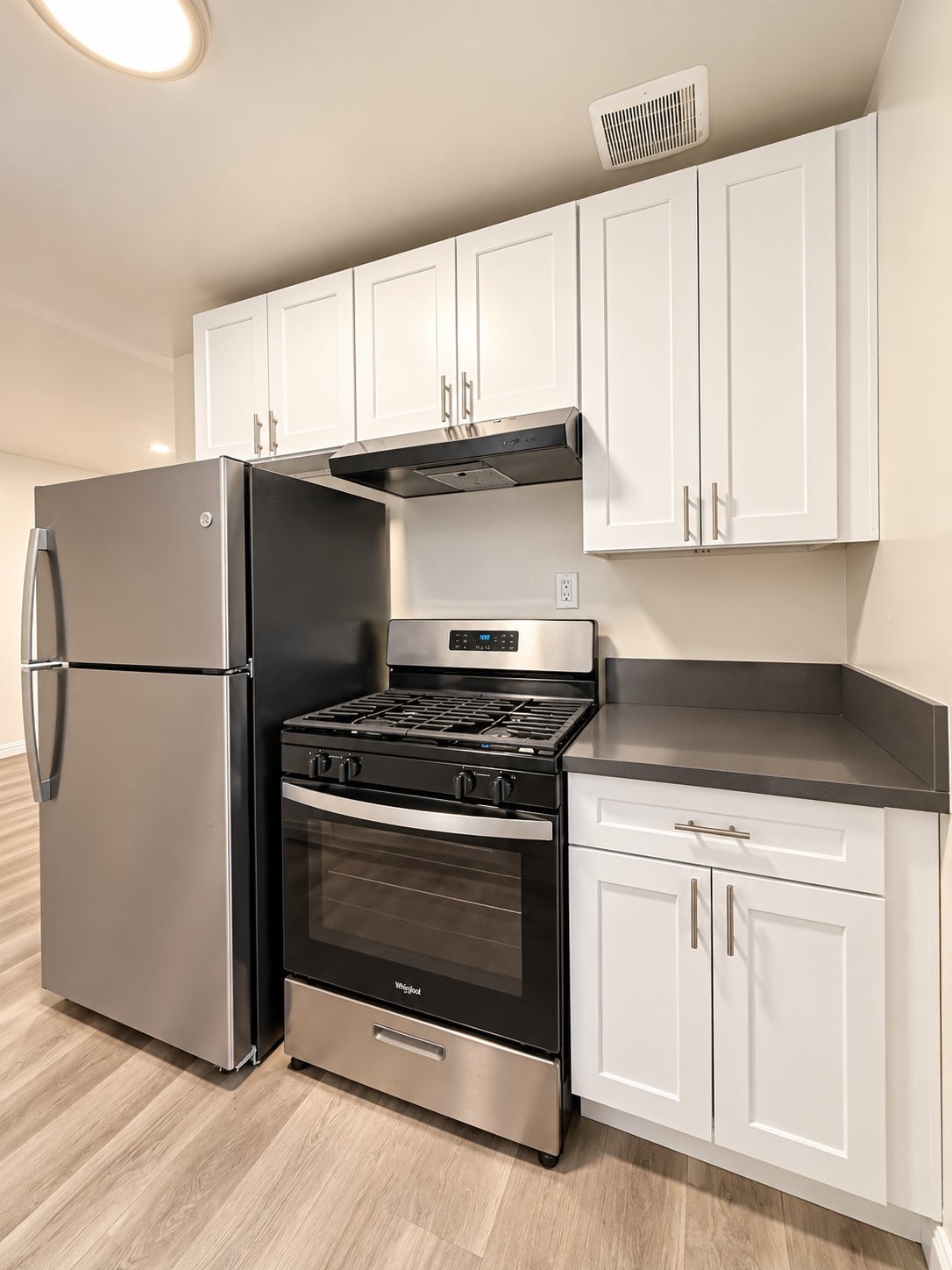 1 bedroom apartment, pet friendly in 7534 Norton Ave, Unit 2 West Hollywood, CA 90046 — photo 5