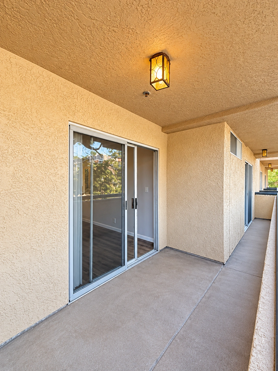 2 bedroom apartment with balcony, pet friendly in 8722 Burton Way, Unit 102 Los Angeles, CA 90048 — photo 10