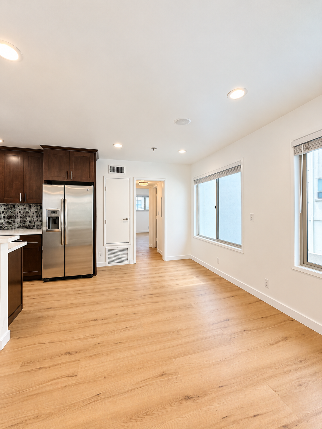 2 bedroom apartment with pool, pet friendly in 1837 N La Brea Ave, Unit 12 Los Angeles, CA 90046 — photo 12