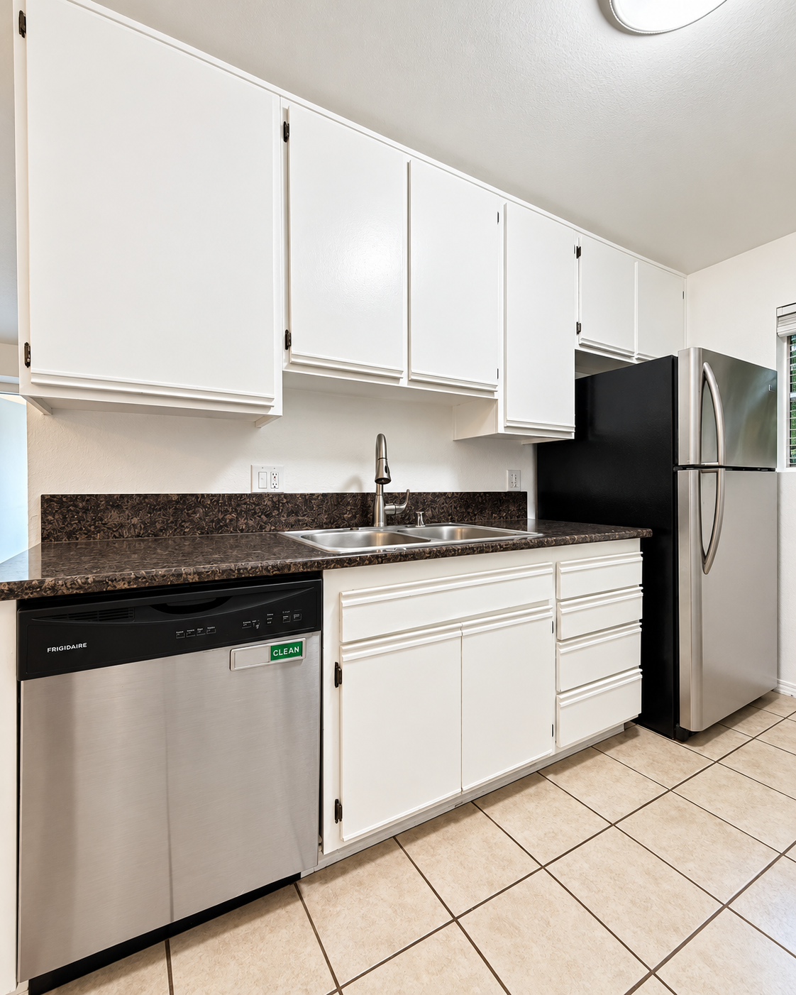 2 bedroom apartment with balcony, pet friendly in 8722 Burton Way, Unit 310 Los Angeles, CA 90048 — photo 6